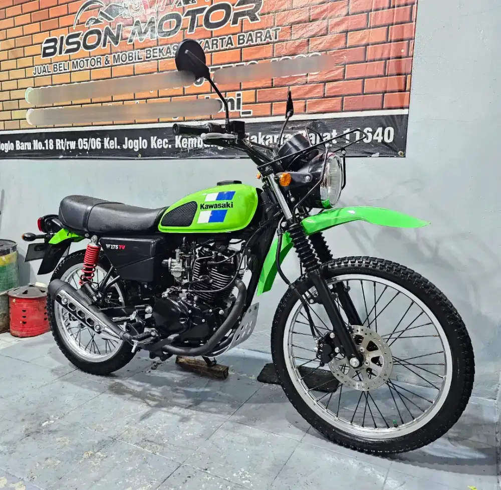 Sperti baru! KAWASAKI W175TR SE 2023 W 175 TR W175 TR W175SE W175 CAFE