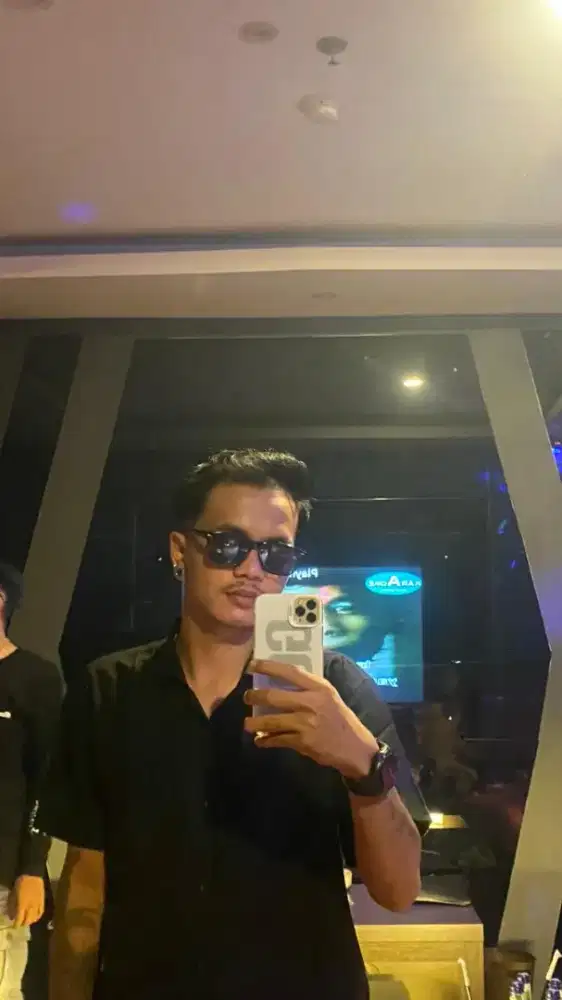 CARI LOWONGAN PEKERJAAN