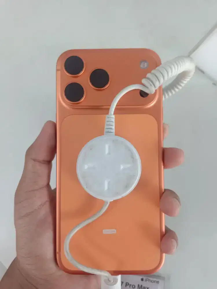 Iphone 17 pro max cuman 2 jutaan aja yukk buruan di beli!!