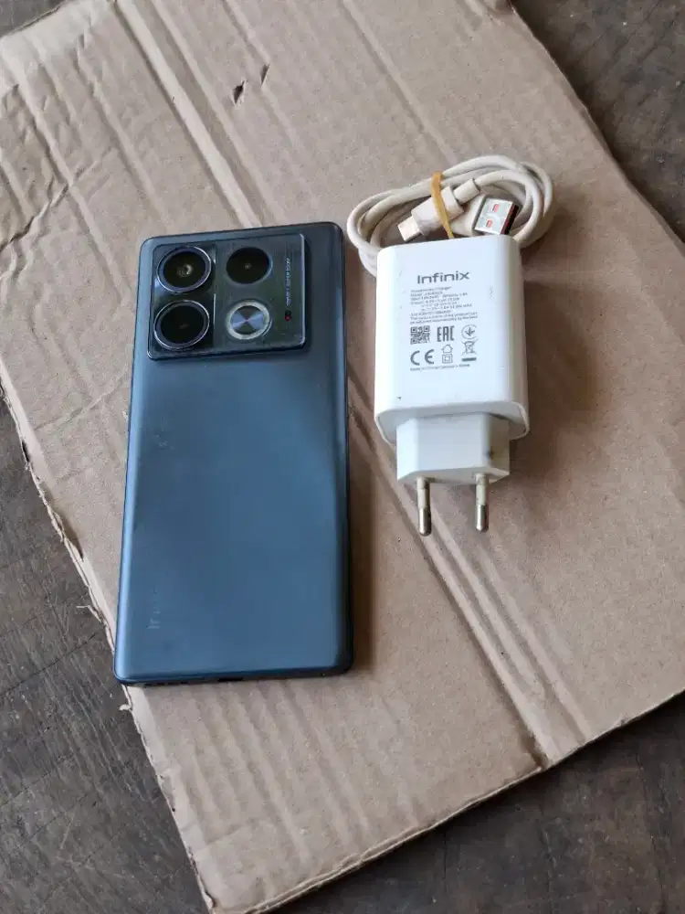 Infinix Note 40s ram 8+8/256gb layar lengkung 120hz kamera jos