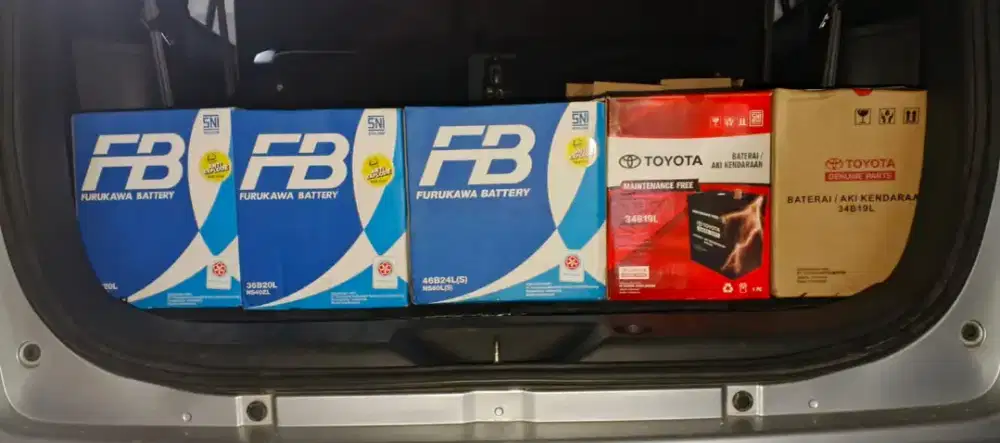 Di jual accu baru dan bekas