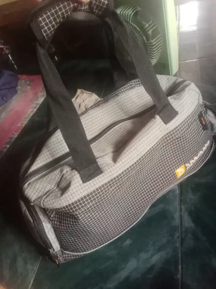 Tas jinjing traveling