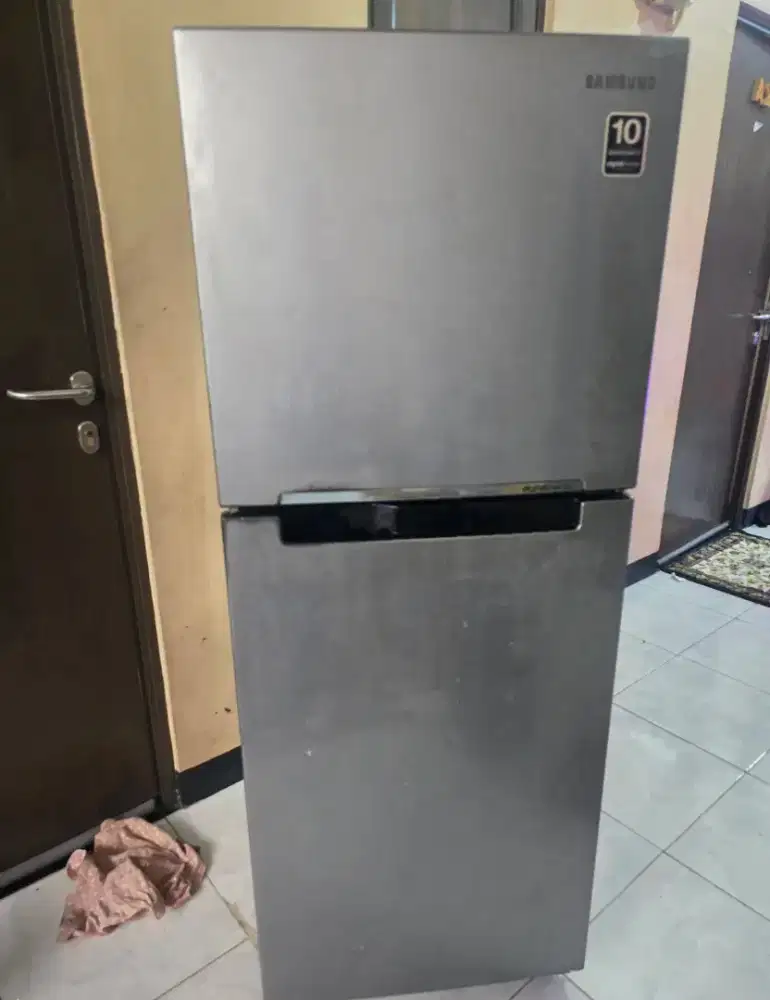 kulkas 2 pintu samsung inverter