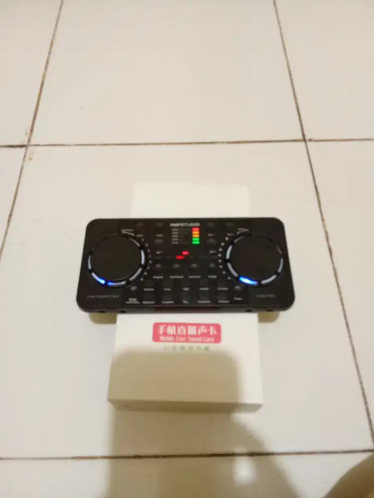 TaffSTUDIO Audio Bluetoth USB Extrnal Soundcard Live Mikrofon V300 Pro