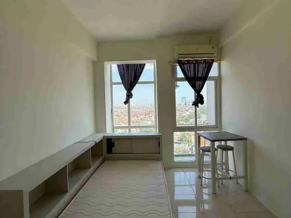 BALE HINGGIL DOUBLE WINDOW ‼️ Apartemen Studio Unit Langka Nol Raya Merr dekat Rungkut
