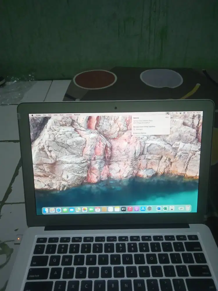 Laptop macbook air intel core i5 ram 8Gb,HDD 256Gb