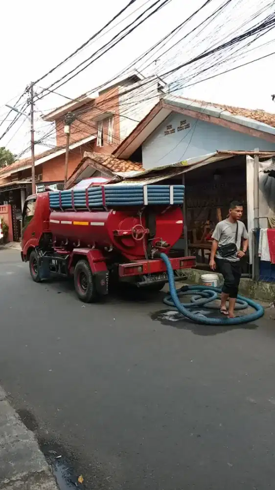 Jasa sedot WC24jamsiapmelayani /lemak/mampet saluran got,