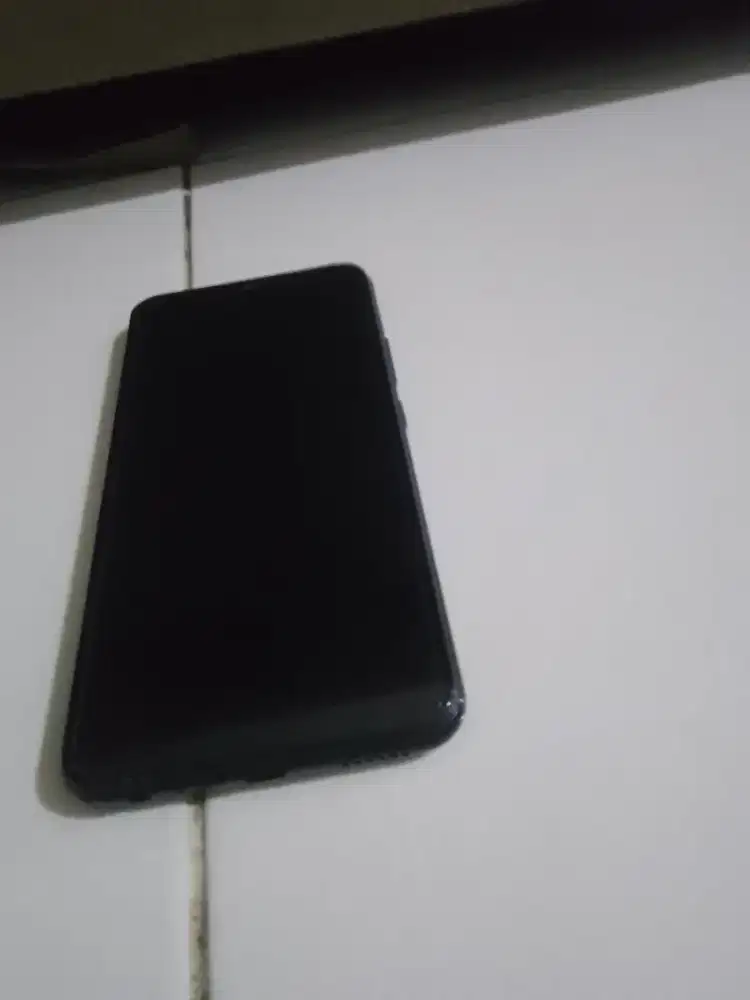Vivo y17 ram 8/256.mulus.bonus anti gores blakang/depan.bonus kesing