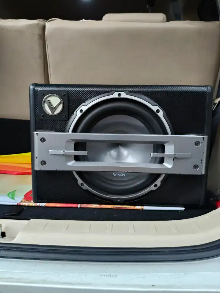 Subwoofer Venom DBX 10. 1A
