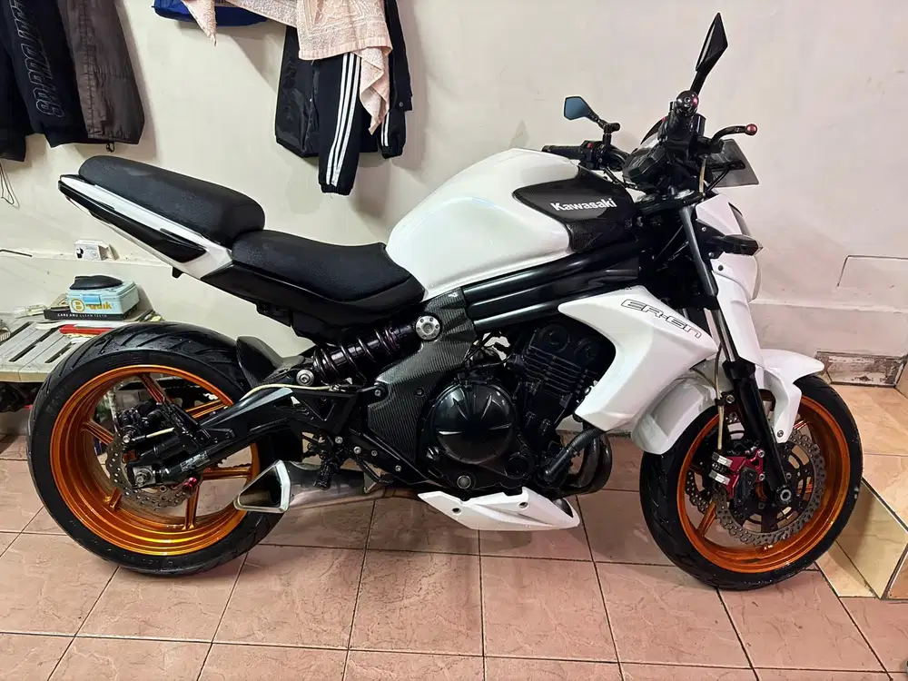 Kawasaki ninja 650/Er 6N modif 2012,km 20rb,istimewa mantap