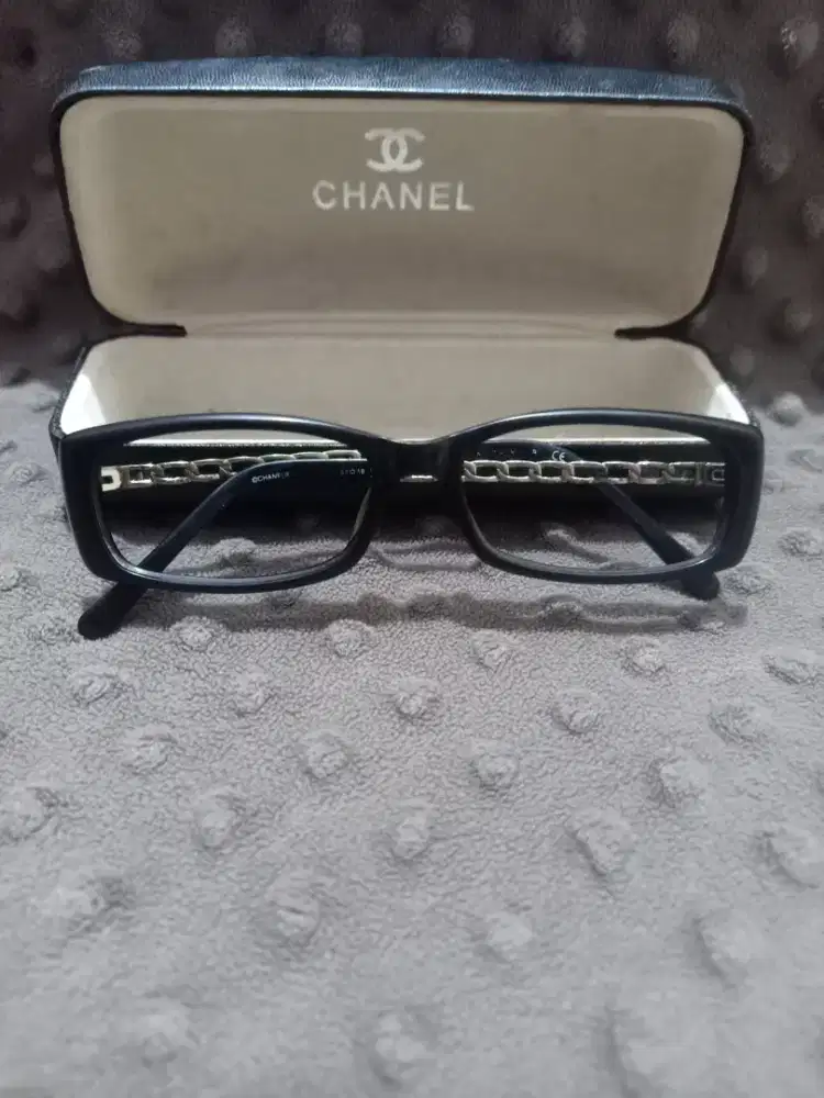 Frame Chanel original