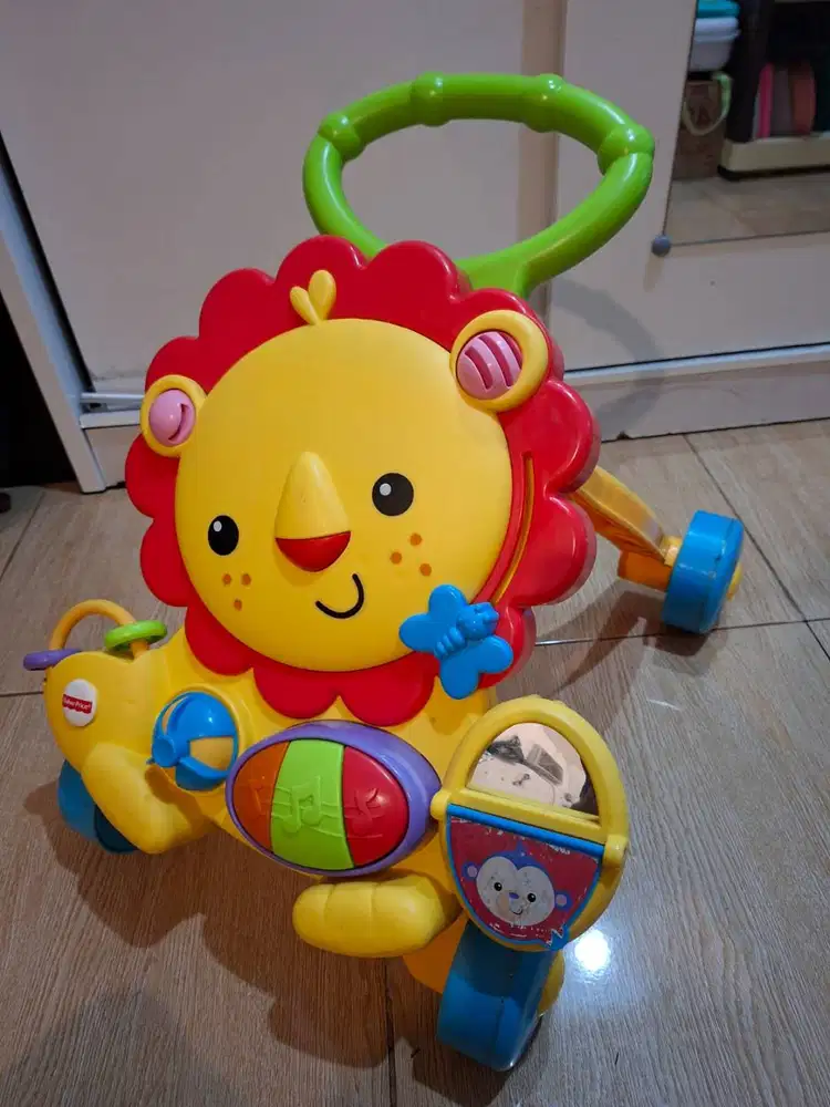 Push Walker Fisher-Price Musical Lion (Preloved/Bekas)