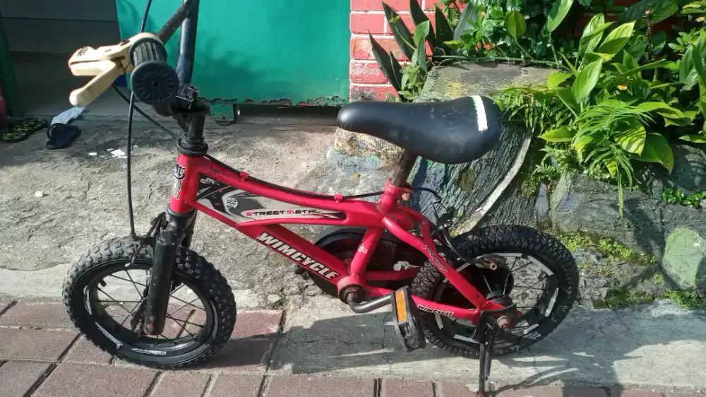 Sepeda anak merk wimcycle uk 12in