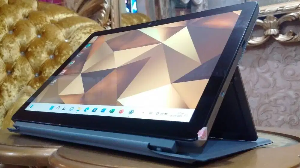 Laptop Canggih TOUCH DELL LATITUDE Core i7 10610U Ram 16GB SSD 256GB