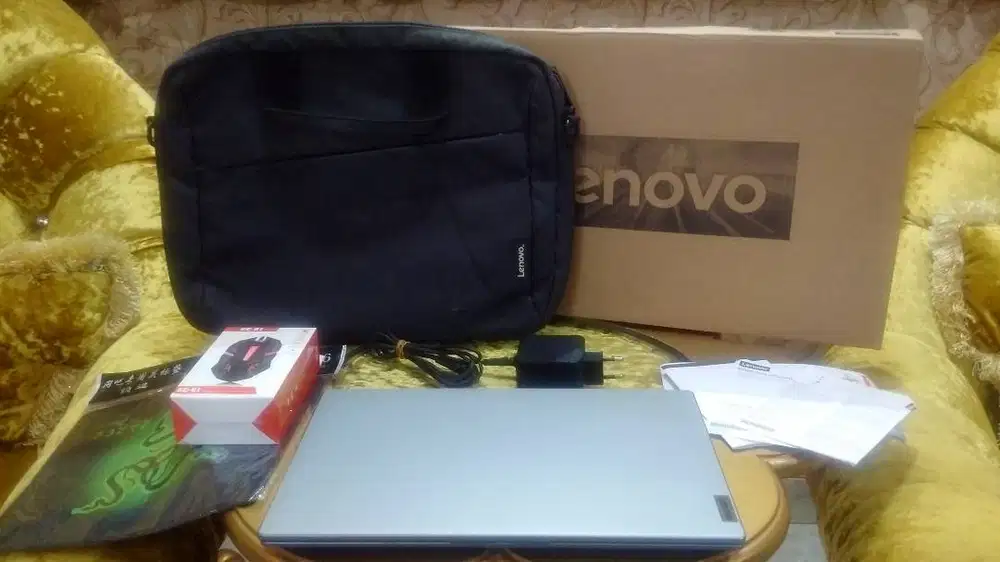 Laptop Garansi Slim Gaming Lenovo AMD Ryzen 3-7320U Ram 8GB SSD 256GB