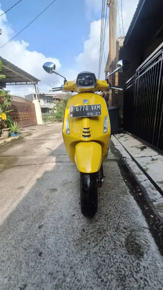 DIJUAL vespa sprint 150 iGet ABS 2022