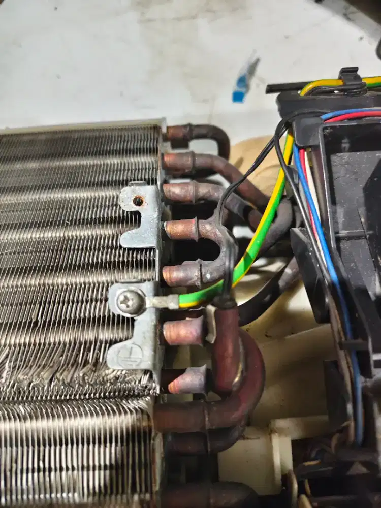 AC daikin thailand 1pk original