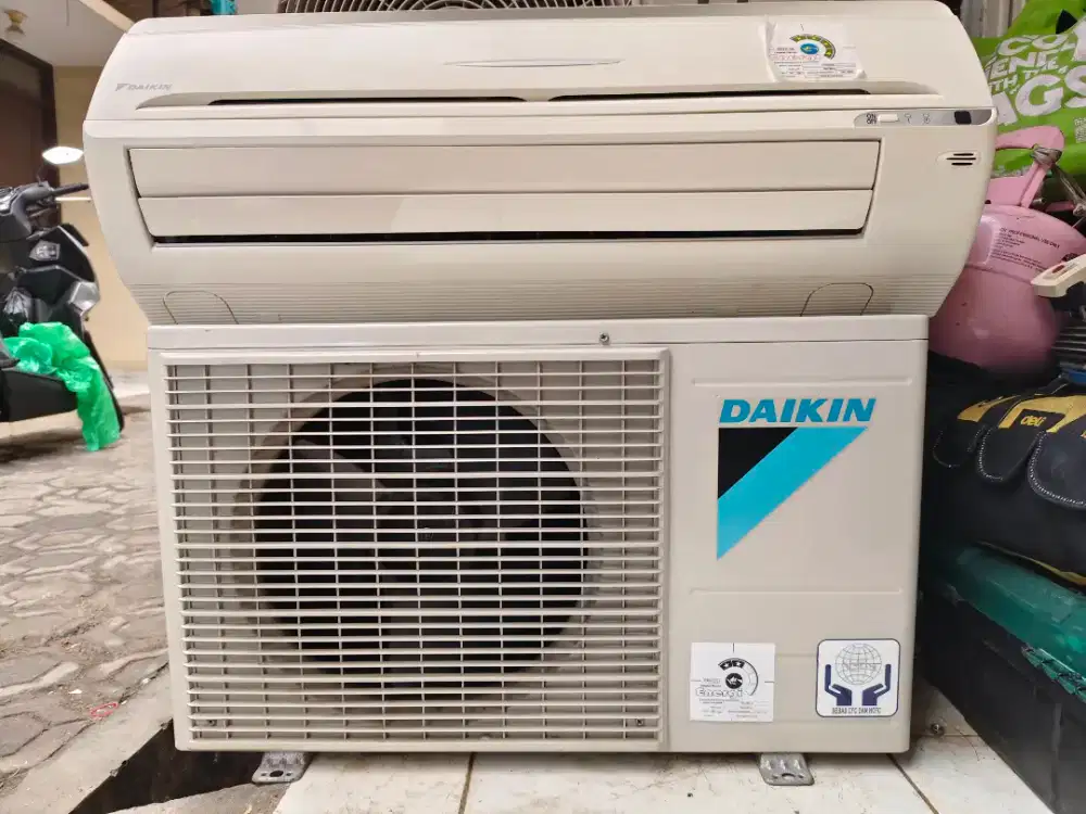 AC daikin thailand 1pk dan ½pk original