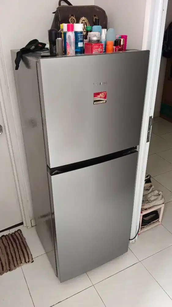 Kulkas Hisense 2 Pintu