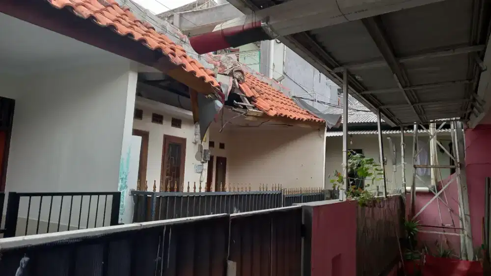 RUMAH MURAH TANJUNG BARAT JAKSEL