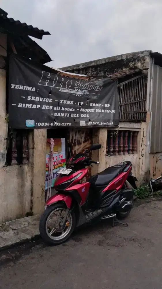 VARIO LED OLD 125 TAHUN 2016