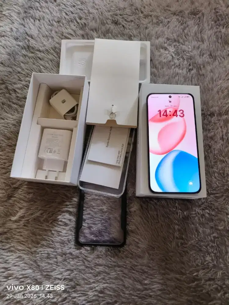 Honor 400 12/512Gb Black Garansi Juli 2027