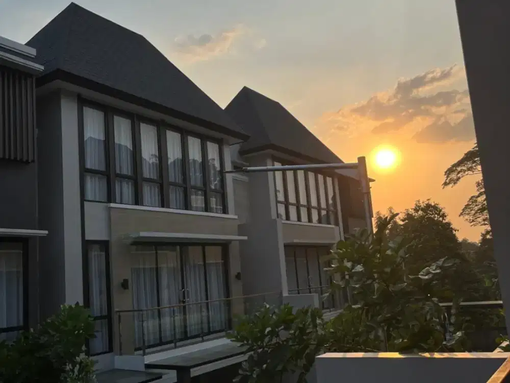 JUAL RUMAH CANTIK FULL FURNISH 3 LANTAI CIRENDEU