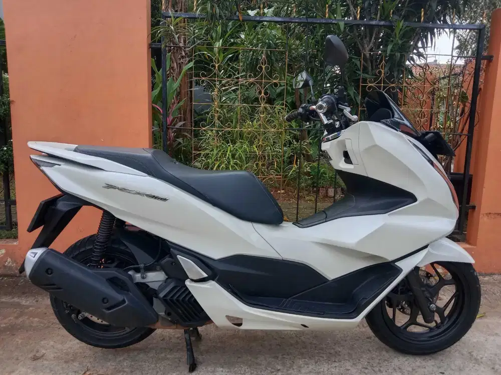 Honda PCX 160 th 2023 DP cuma 1 jt aj