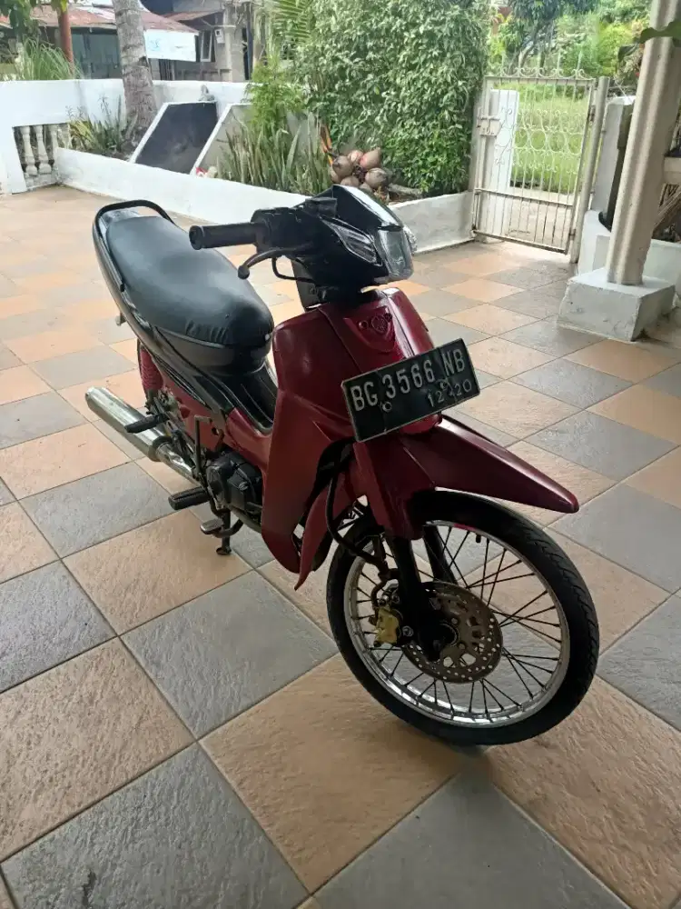 Dijual cepat Yamaha Vega R Tahun 2005 Akhir