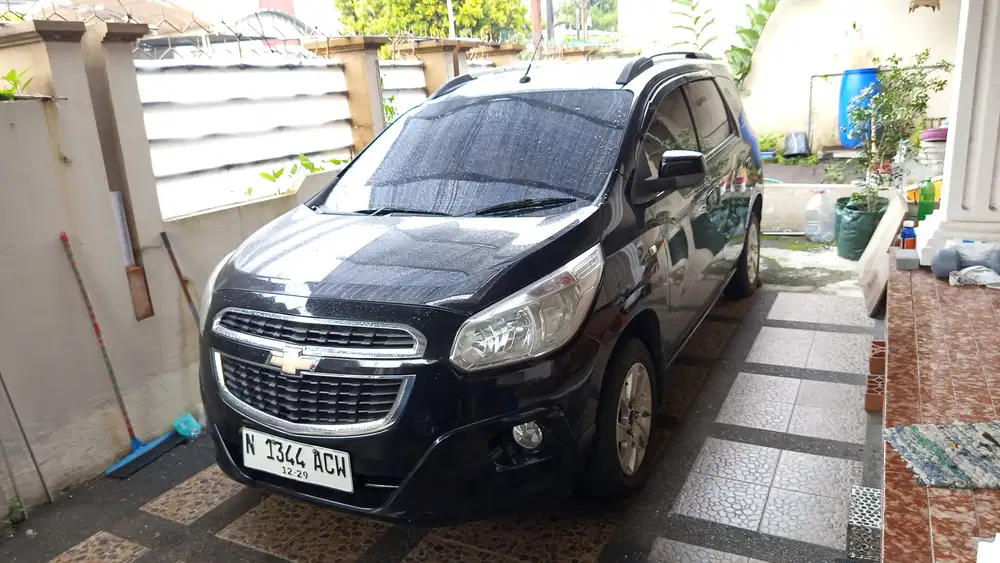 Chevrolet Spin 2014 Bensin