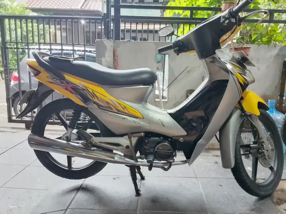 Supra Fit New Silver Kuning