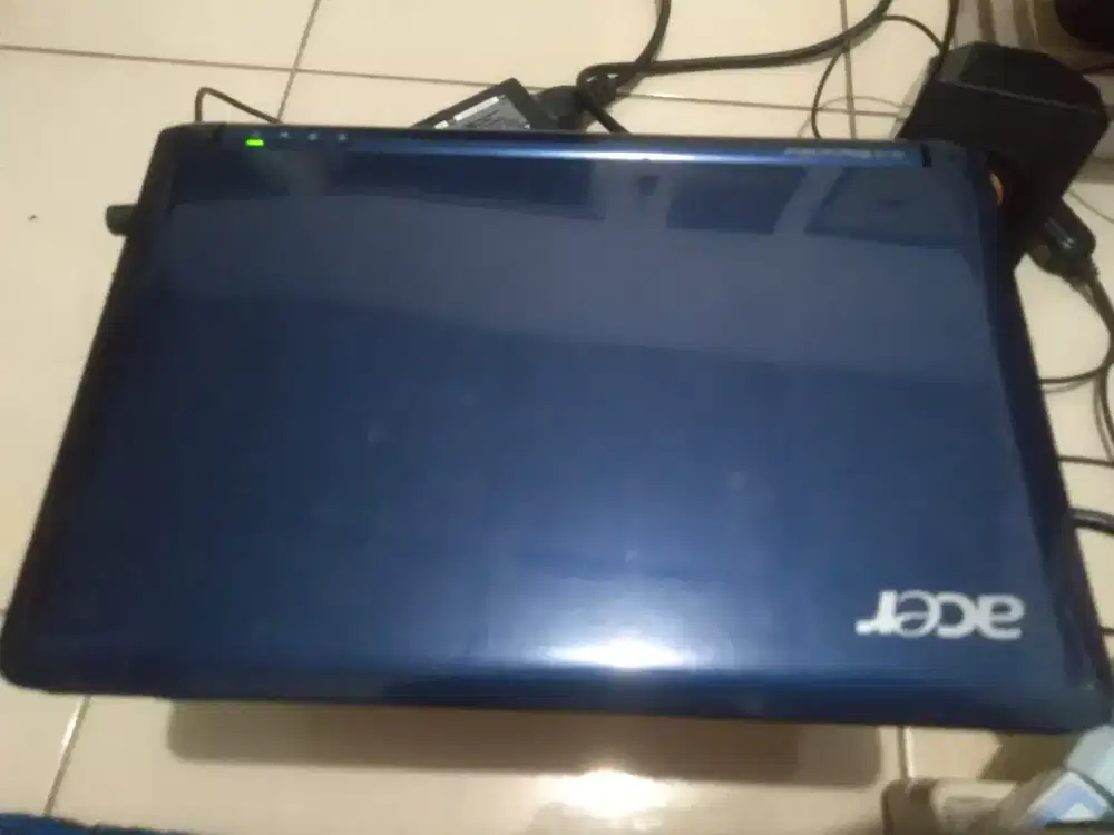 Netbook Acer aspire one.tinggal pakai