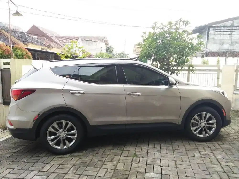 Santa Fe Bensin Km90Rb Tangan PERTAMA istimewa Rawatan Resmi