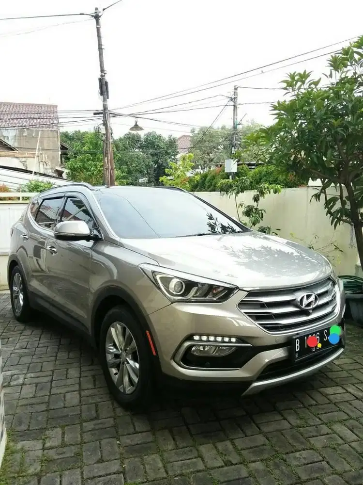 Santa Fe Bensin Km90Rb Tangan PERTAMA istimewa Rawatan Resmi