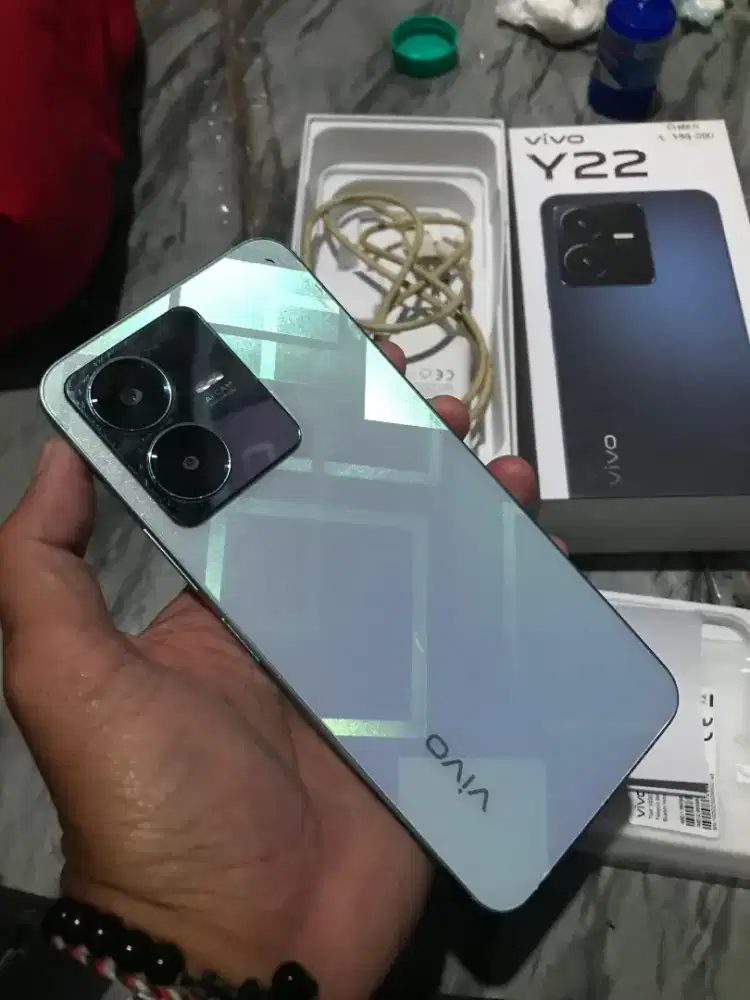 Vivo Y22 4+4/64 gb fullset no minus pemakaian saja jual harga pas net