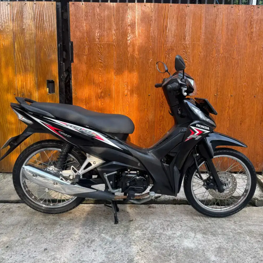 HONDA REVO FIT 2016 SURAT LENGKAP MOTOR TERAWAT SIAP RIDING JAUH/DEKET