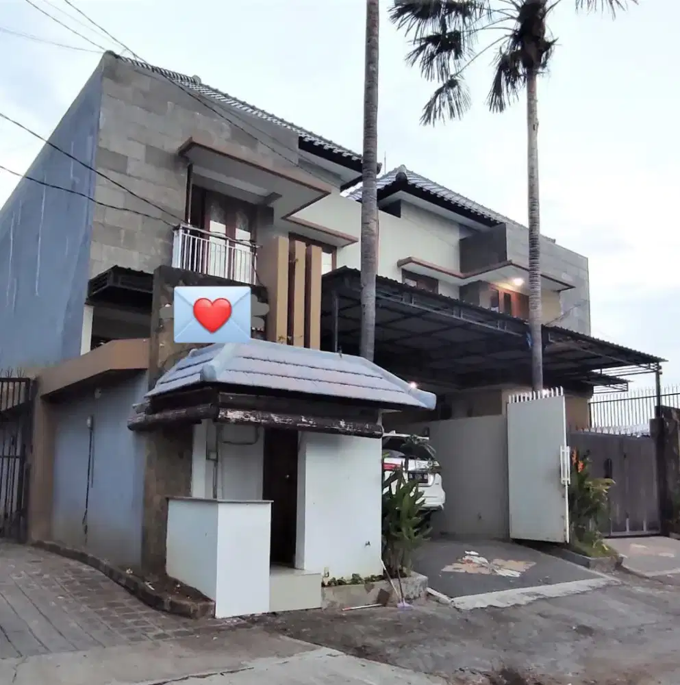 Jual rumah lantai 2 furnished di Mahendradatta Denpasar Bali
