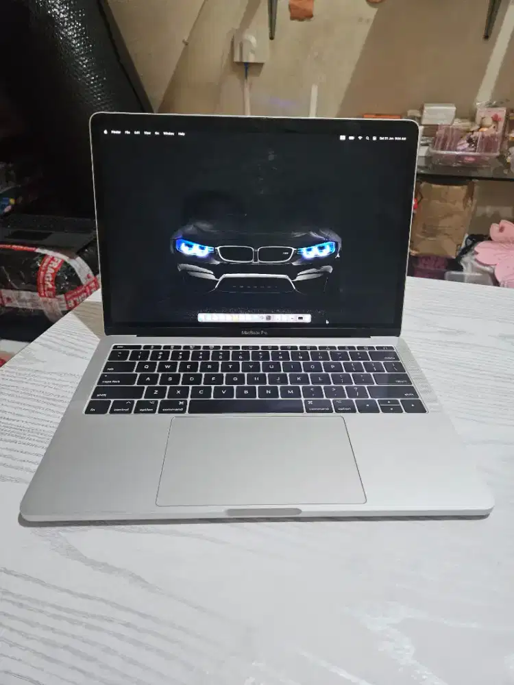 Apple Macbook Retina 13 Inch Model A1708 Spesikasi Tertinggi