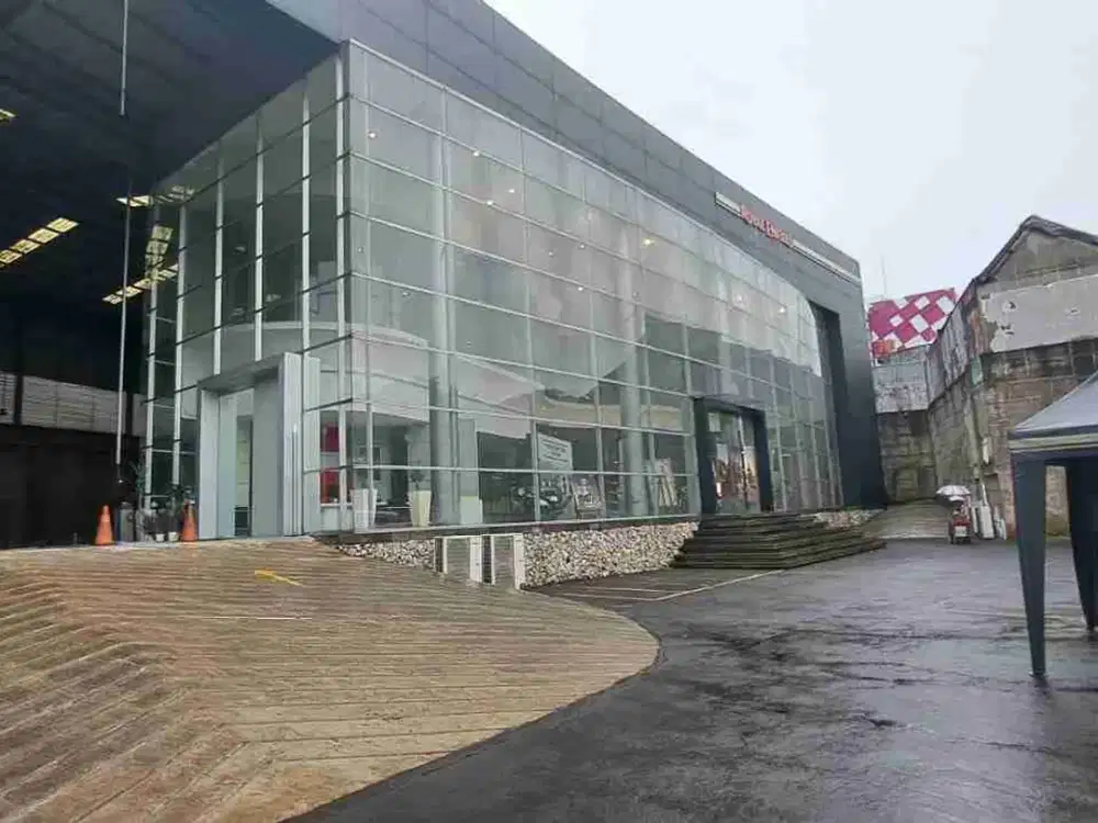 Dijual Gedung Showroom Raya Margonda Depok