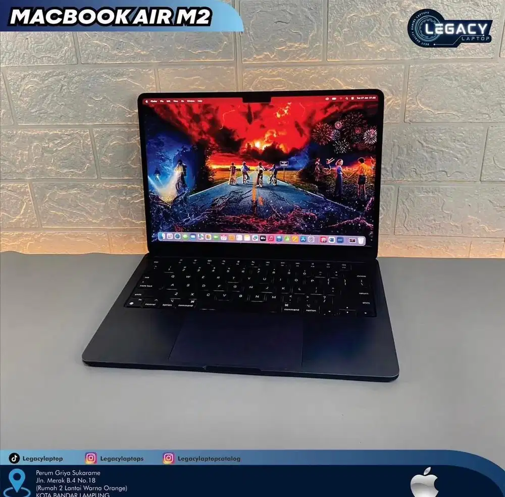 MACBOOK AIR M2 (8/512)