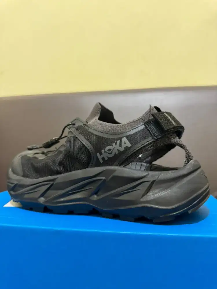 Sepatu sendal Hoka hopara 2 (38) dan (40) trail/running