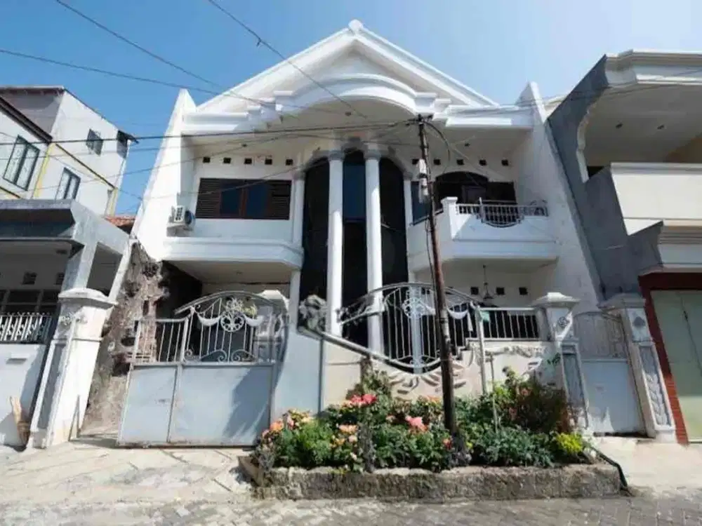 Pusat kota surabaya‼️Dijual rumah embong kartiko surabaya