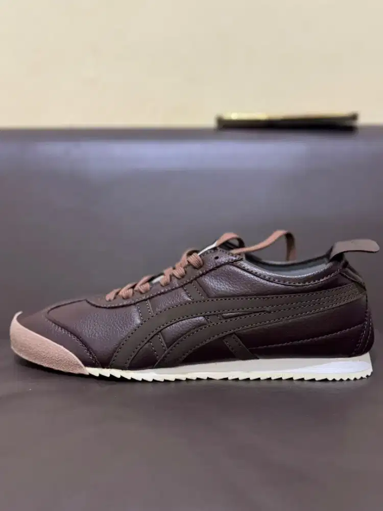 Sepatu onitsuka Tiger (42) utk harian dan kerja