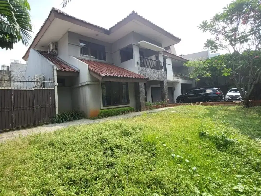 Rumah Luas di Pinggir Jalan Raya Bintaro Sektor 7 - 0771