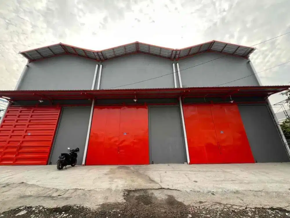 Dijual gudang dan kantor mewah di Klaijudan MERR surabaya