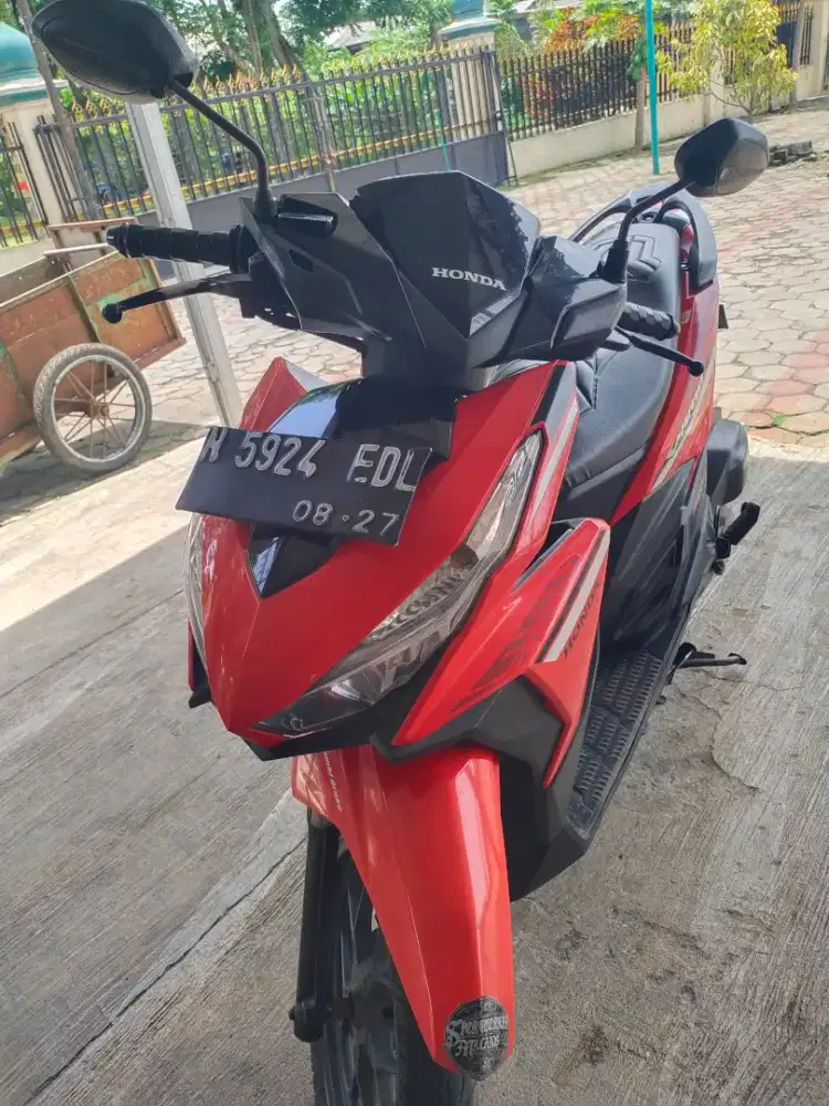 Honda VARIO MERAH 2017