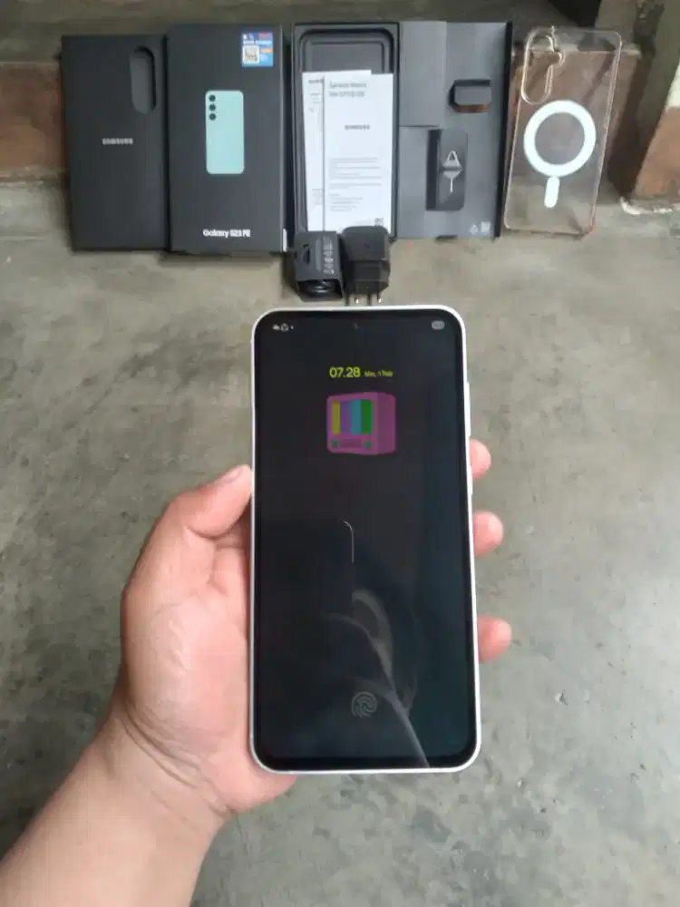 Samsung S23 FE 8/256 Fullset