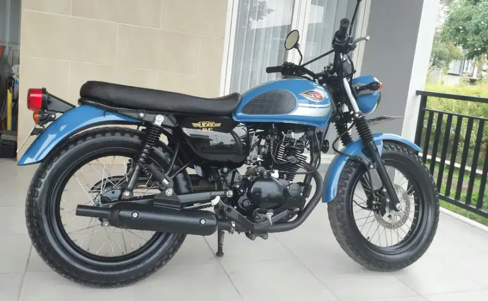 Kawasaki w175 SE 2019