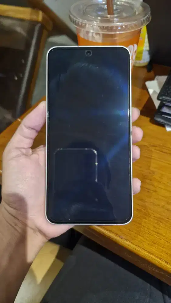 Samsung S24 FE 5G 8/128GB resmi Sein fullset mulus pemakaian garansi