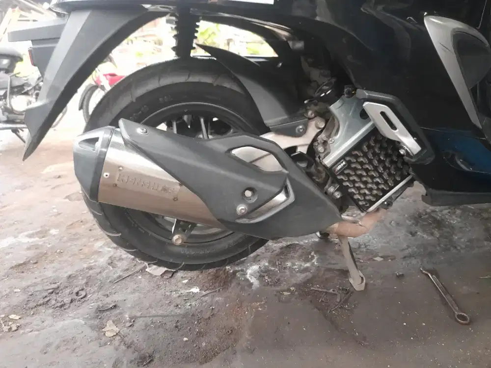 Banda honda stylo 160 knalpot kenshi